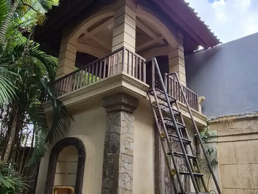 Freehold - Authentic Bali Architecture Villa in Umalas - Spacious Property with Pool, Bali - Image 7 of 10
