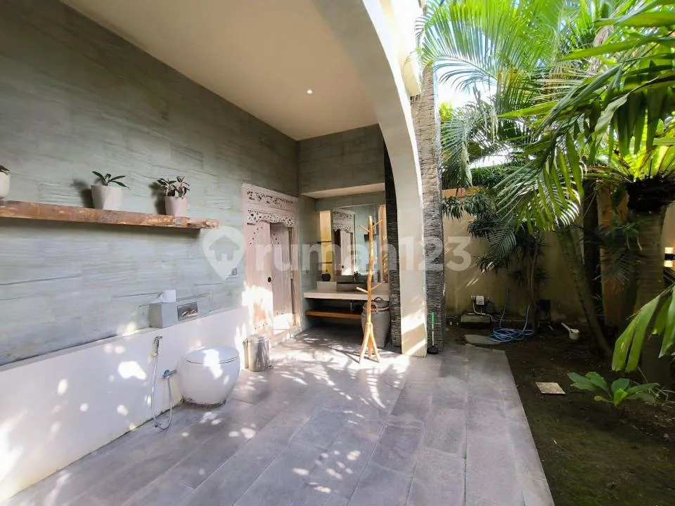 Villa Gaya Mediterania View Sawah dengan Fasilitas Lengkap Kaba Kaba - Image 3 of 4