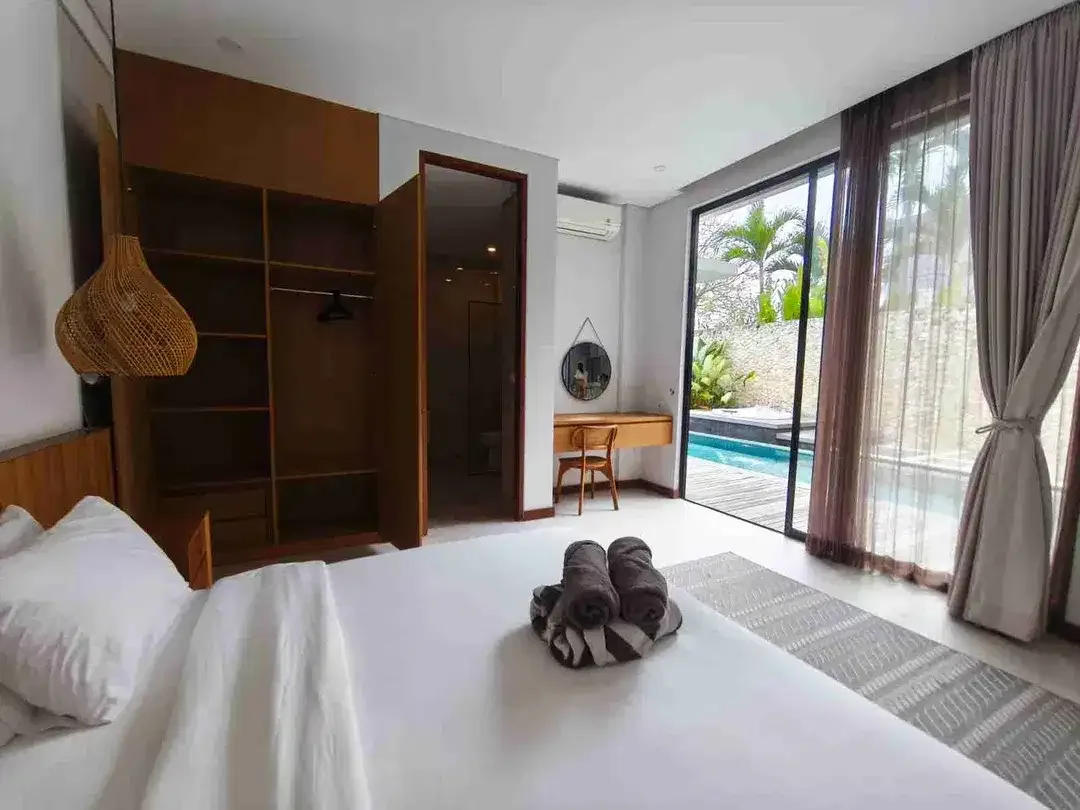 Four Bedroom Villa Ricefield View Pererenan Canggu Bali - Image 6 of 10