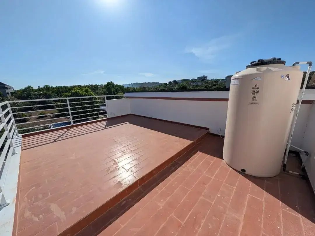 BRAND NEW MODERN VILLA IN UNGASAN - Image 5 of 10