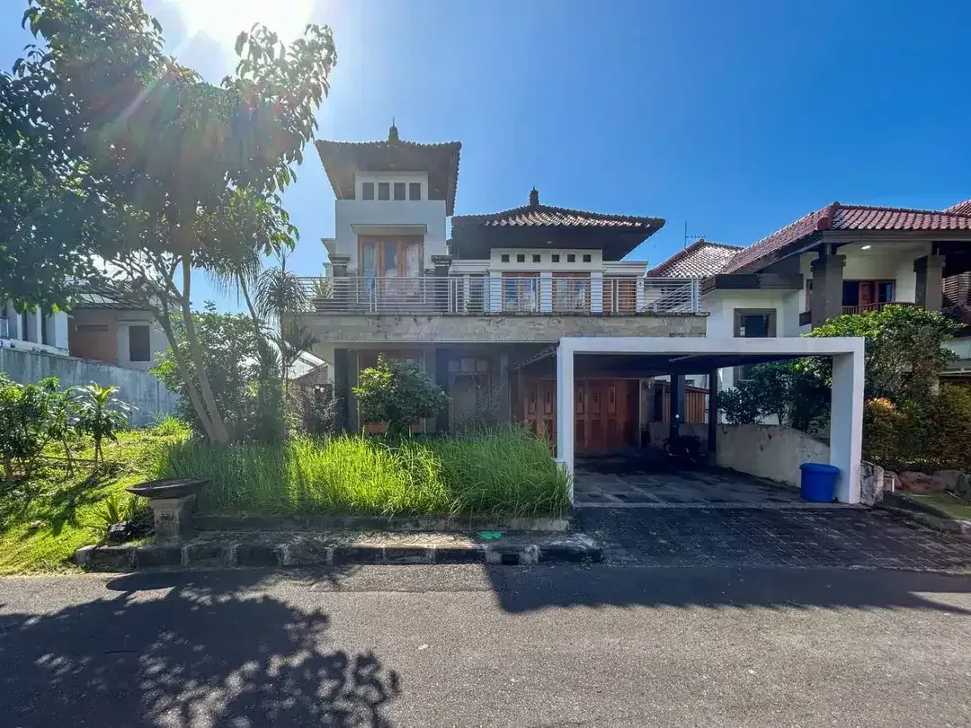 Dijual Cepat! Rumah 2 Lantai 5BR di Teras Ayung Gatsu Timur Denpasar Bali – Eksklusif & Siap Huni - Image 2 of 10