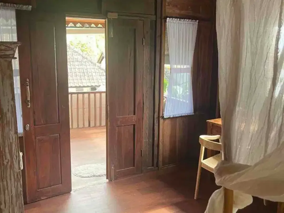Rumah Strategis Area Puri Gading Jimbaran - Image 7 of 10