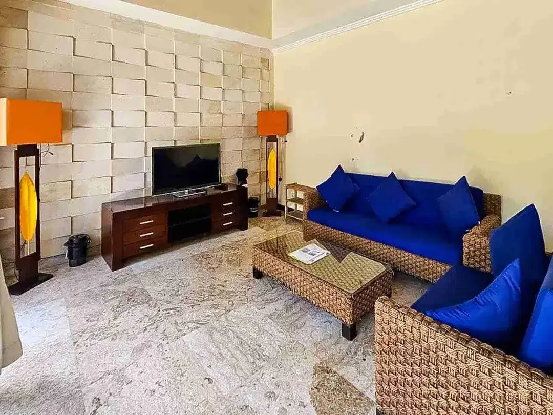 2 Storey VILLA FOR SALE in Uluwatu street, Ungasan Bali near Puri gading - Image 10 of 10