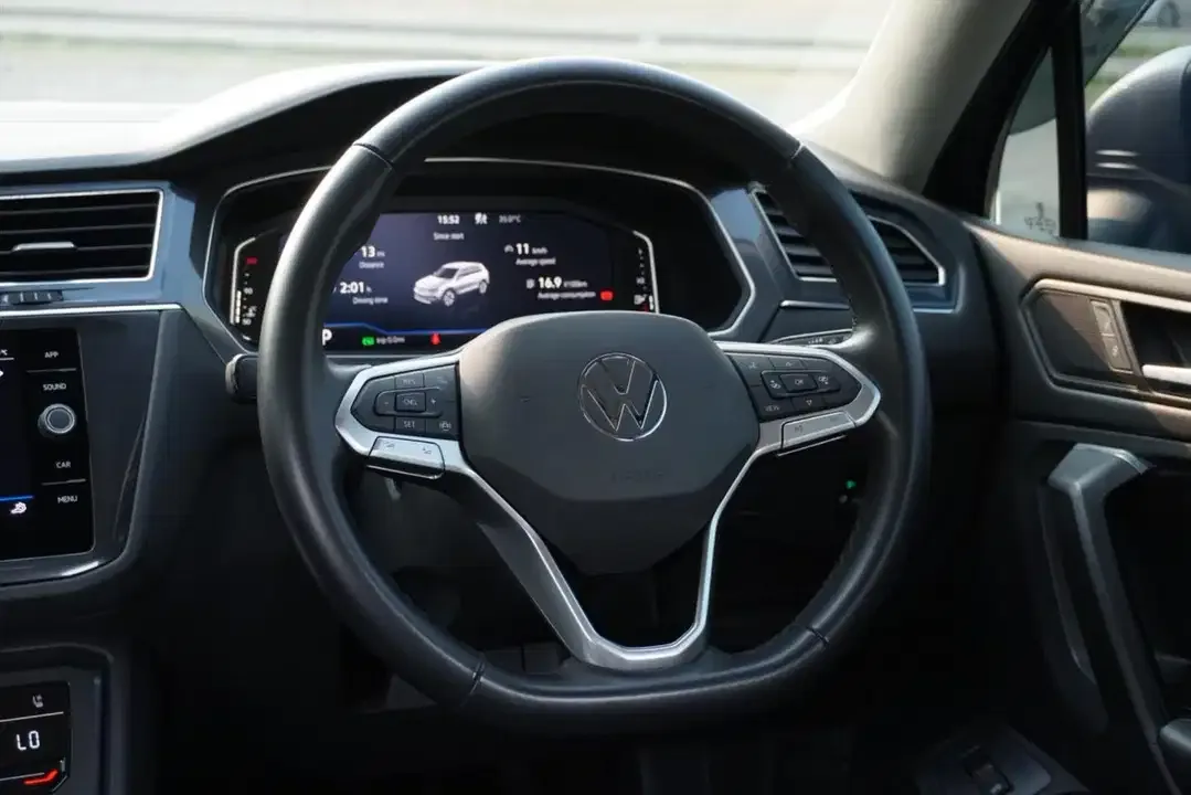 7 SEATERS FAMILY SUV ! VW Volkswagen Tiguan Allspace 1.4 TSI 2024/2025 - Image 10 of 10