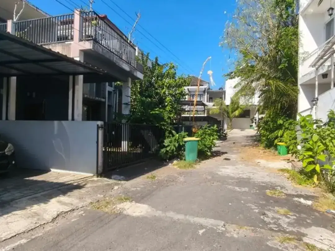 RUMAH GIRI DIAMOND RESIDENCE TAMAN GIRI JIMBARAN - Image 2 of 10