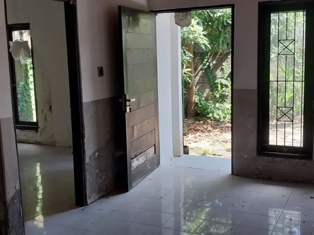 Dijual tanah kecil di Tibubeneng Canggu bonus rumah - Image 2 of 6