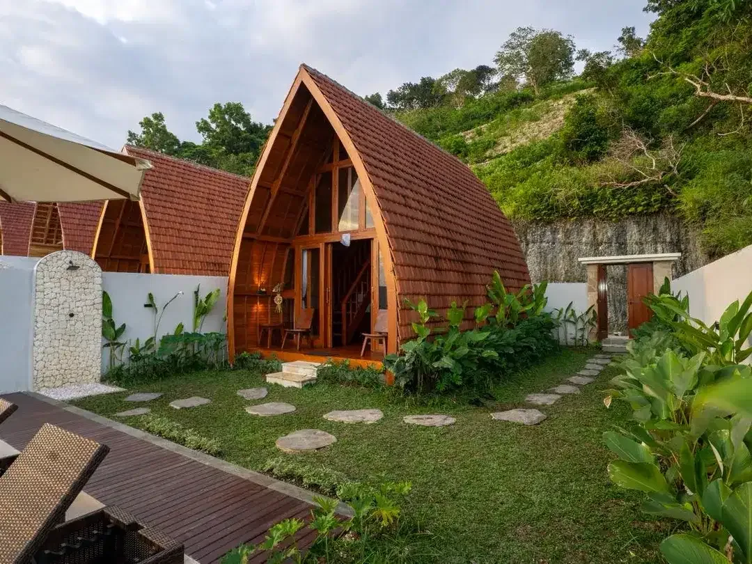 OCEAN VIEW PRIVATE ONE BEDROOM VILLA, NUSA PENIDA - Image 3 of 10