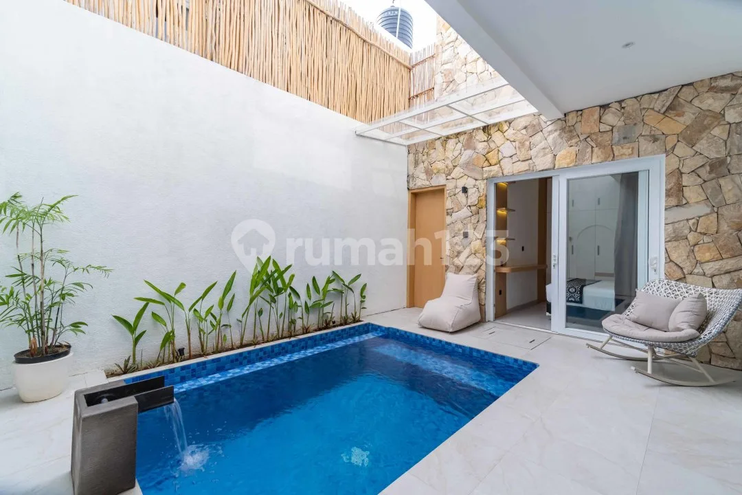 Brand New Modern 3 Bedroom Villa Prime Location In Jimbaran - Image 3 of 4