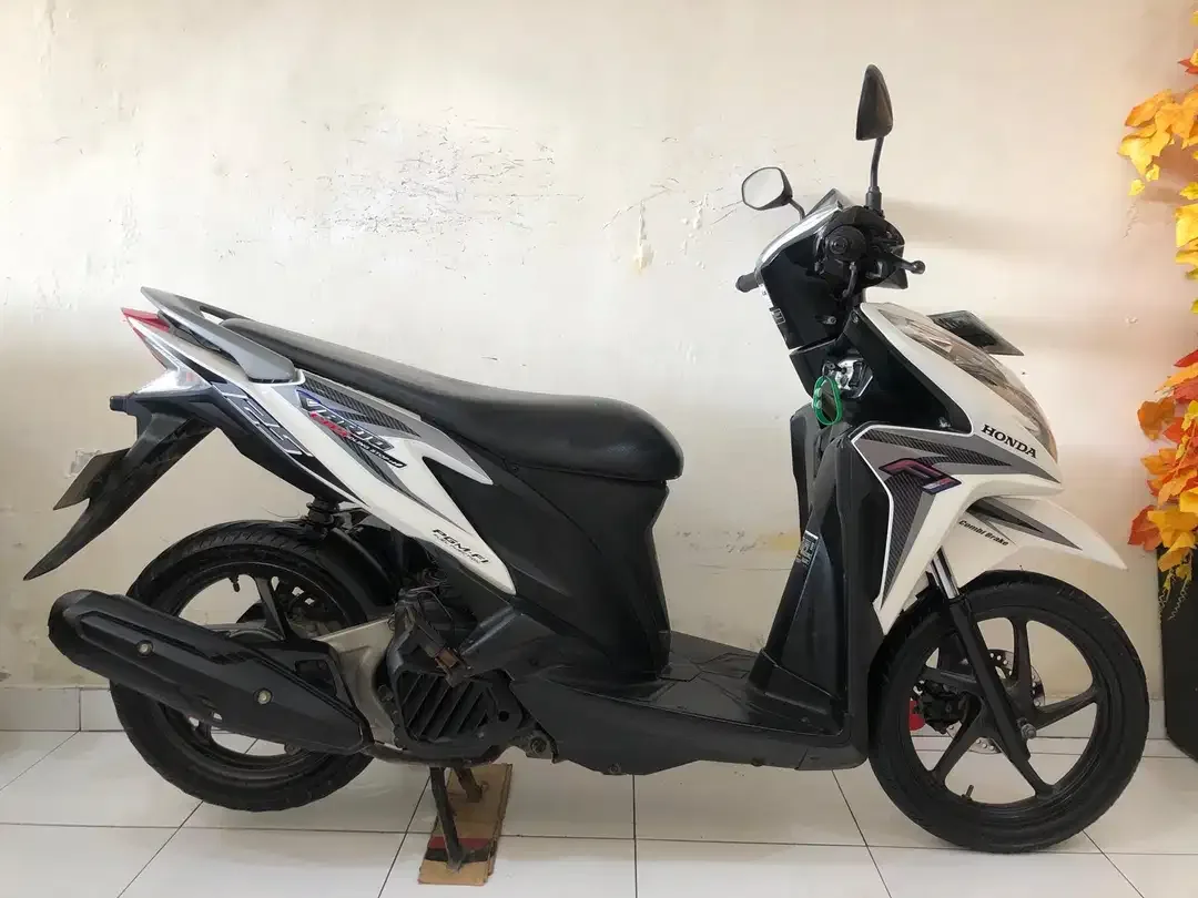 Honda Vario Techno Th.2013 hitam putih - Image 9 of 9