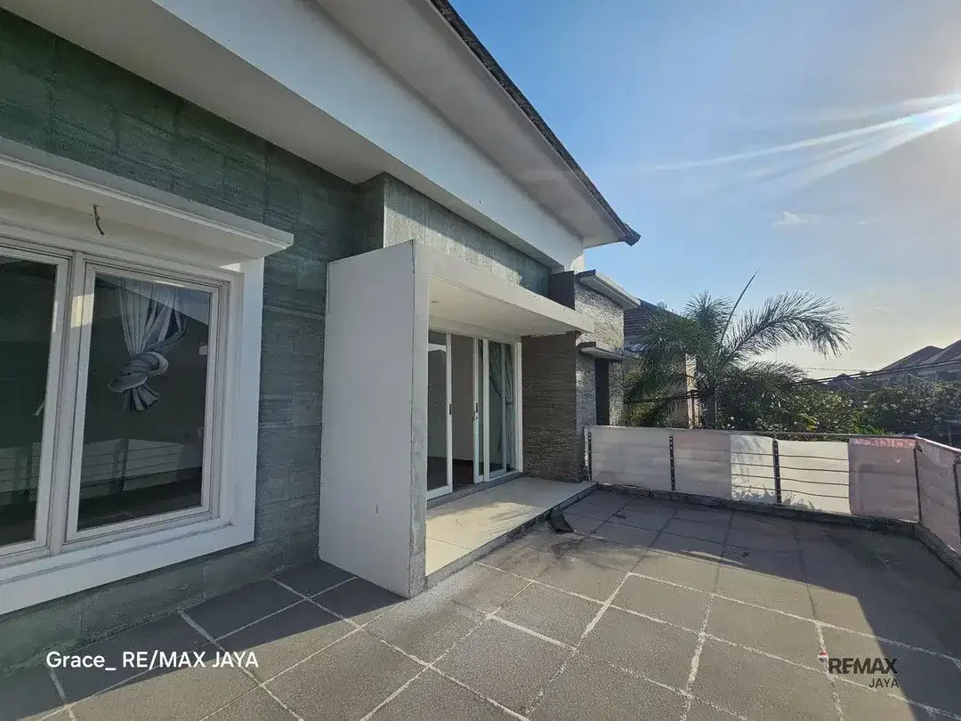 Rumah Modern 3+1 Bedroom Dijual, di Area Denpasar Selatan - Image 6 of 10