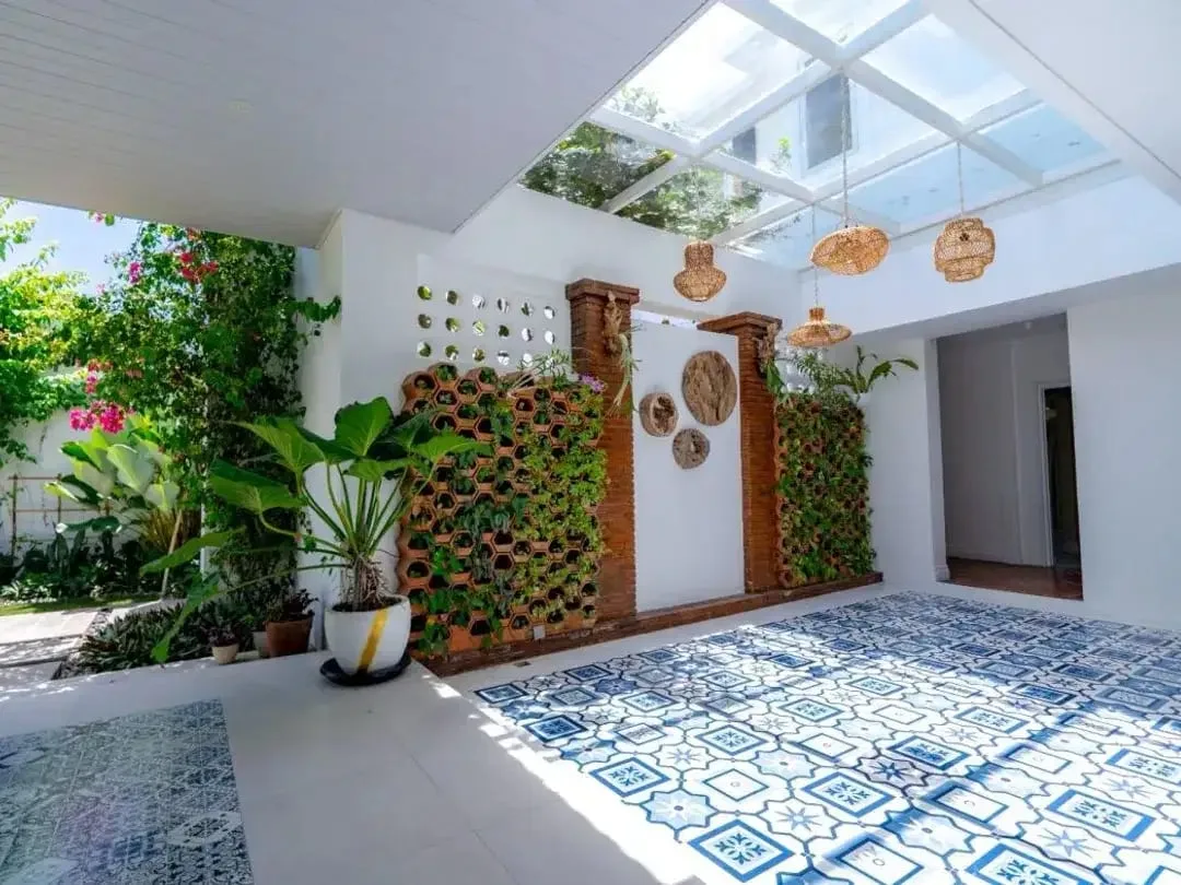 RICE PADDY VIEW ELEGENT 5 BEDROOMS VILLA IN BERAWA CANGGU - Image 2 of 8