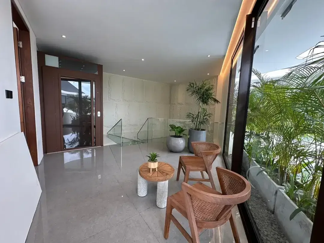 Dijual villa luxury area dewi sri kuta legian - Image 1 of 10