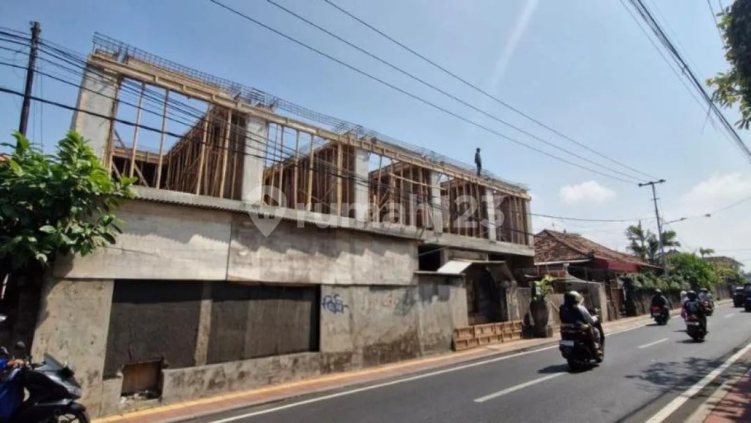 Ruko Baru Strategis Dekat Gatsu Timur Denpasar - Image 1 of 4