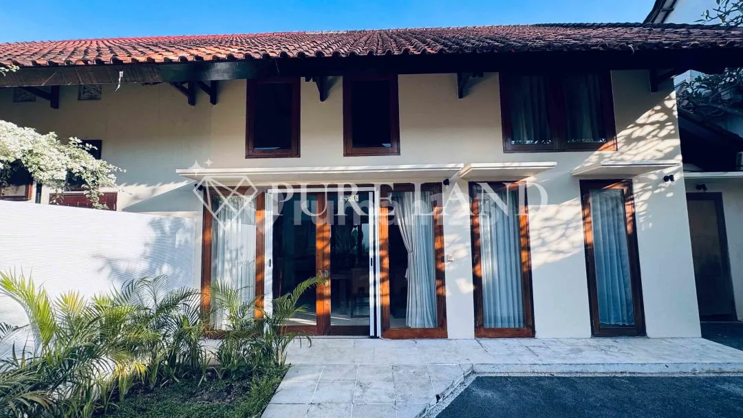 2Br Spacious Villa In Sanur - Image 2 of 4