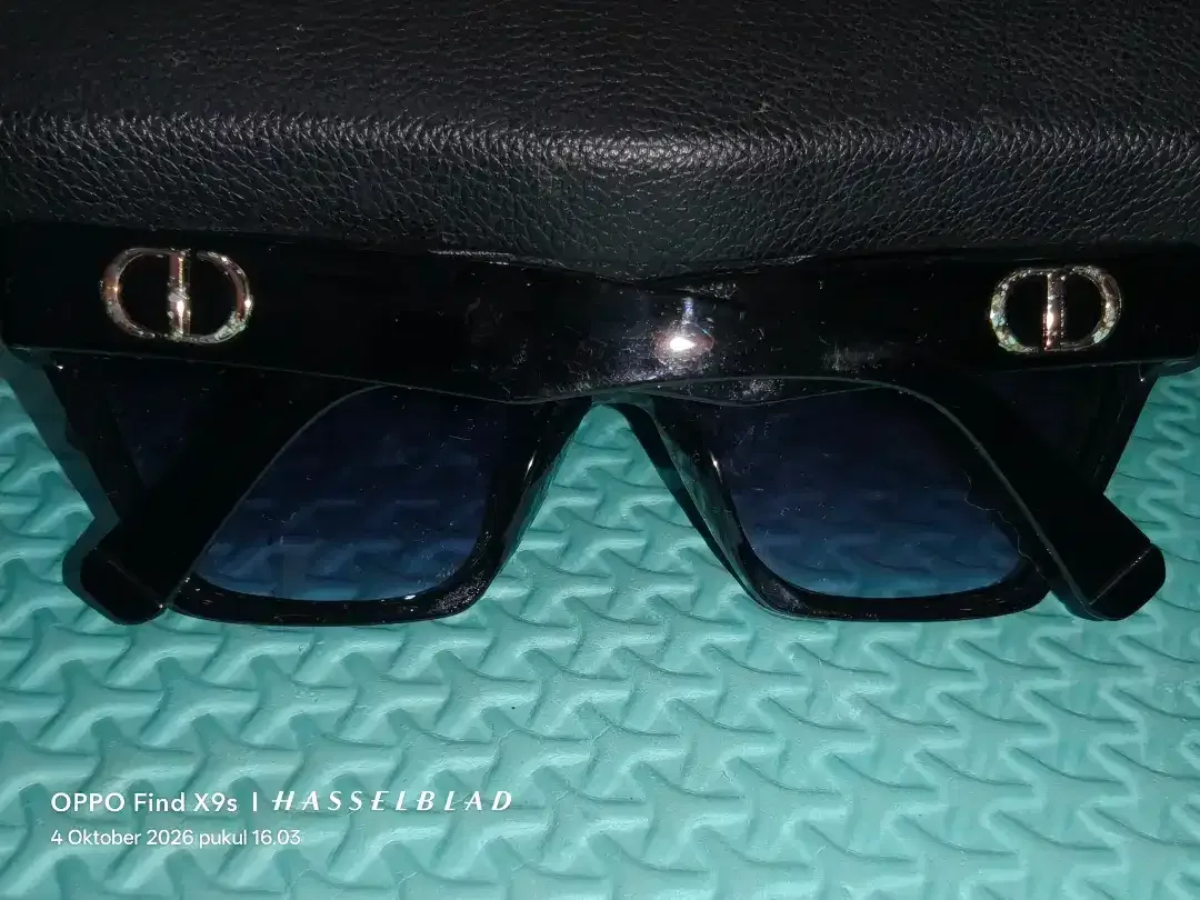 Kaca mata fashion motif Dior - Image 5 of 7