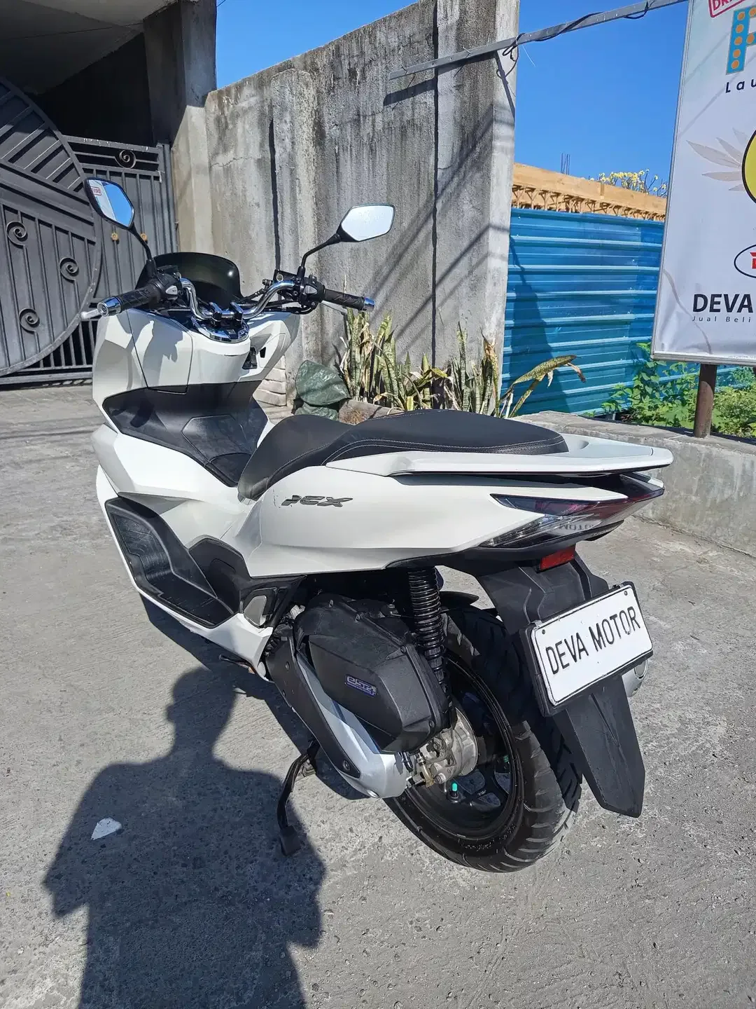 PCX putih 160 Deva motor - Image 4 of 8