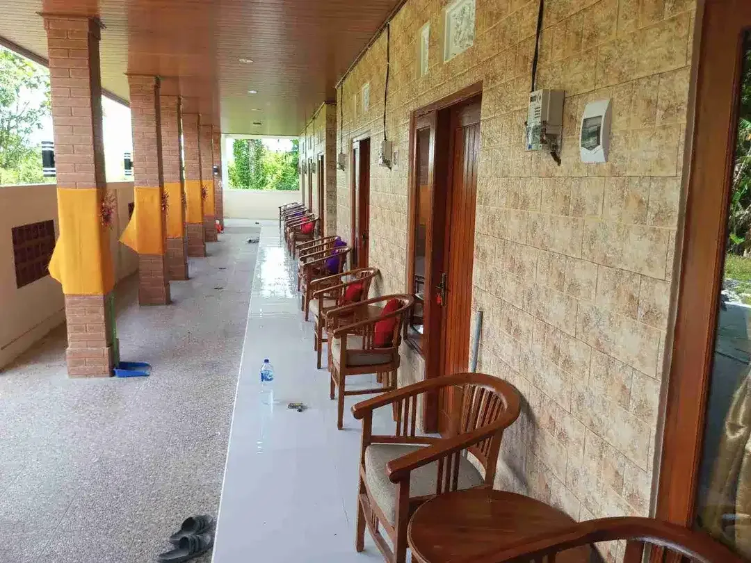 DIJUAL RUMAH KOST ELITE LANTAI II DI ABIANBASE BADUNG FULL PENYEWA TINGGAL PETIK HASIL SAJA DEKAT KE TUMBAKBAYUH CANGGU - Image 3 of 10