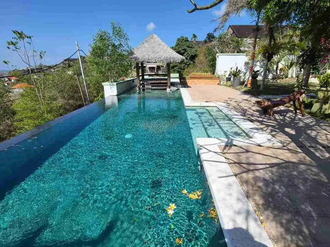 VILLA 3 LANTAI ULUWATU BALI Turun Harga Rp 35 M- Rp 30 M - Image 10 of 10