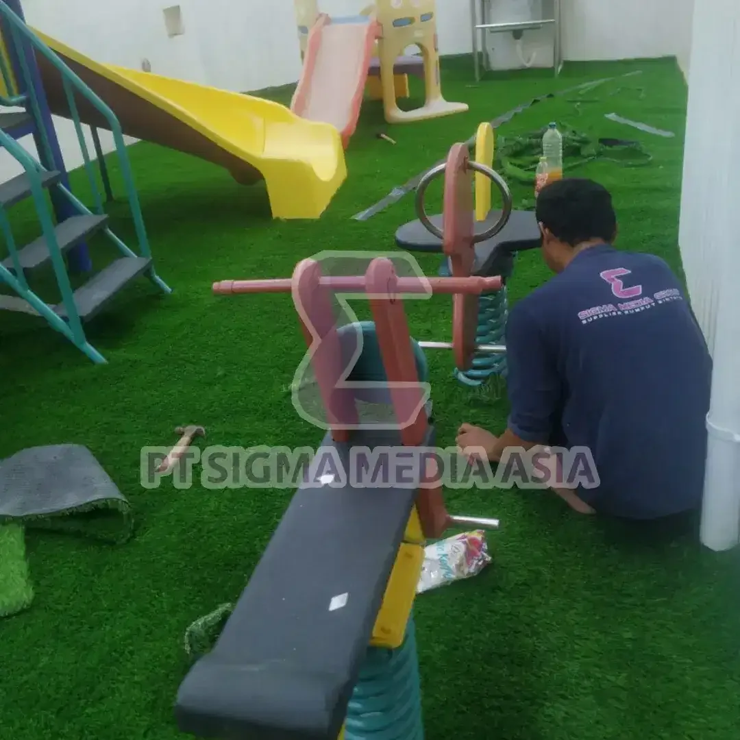 Jual Rumput Sintetis Buat Playground - Image 2 of 4