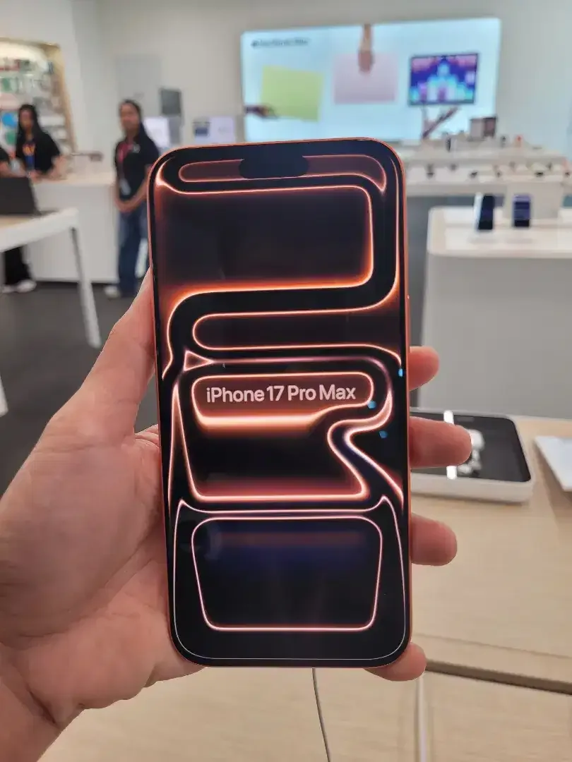 Promo iphone 17 pro max bisa kredit cicilan ringan tanpa DP - Image 1 of 3