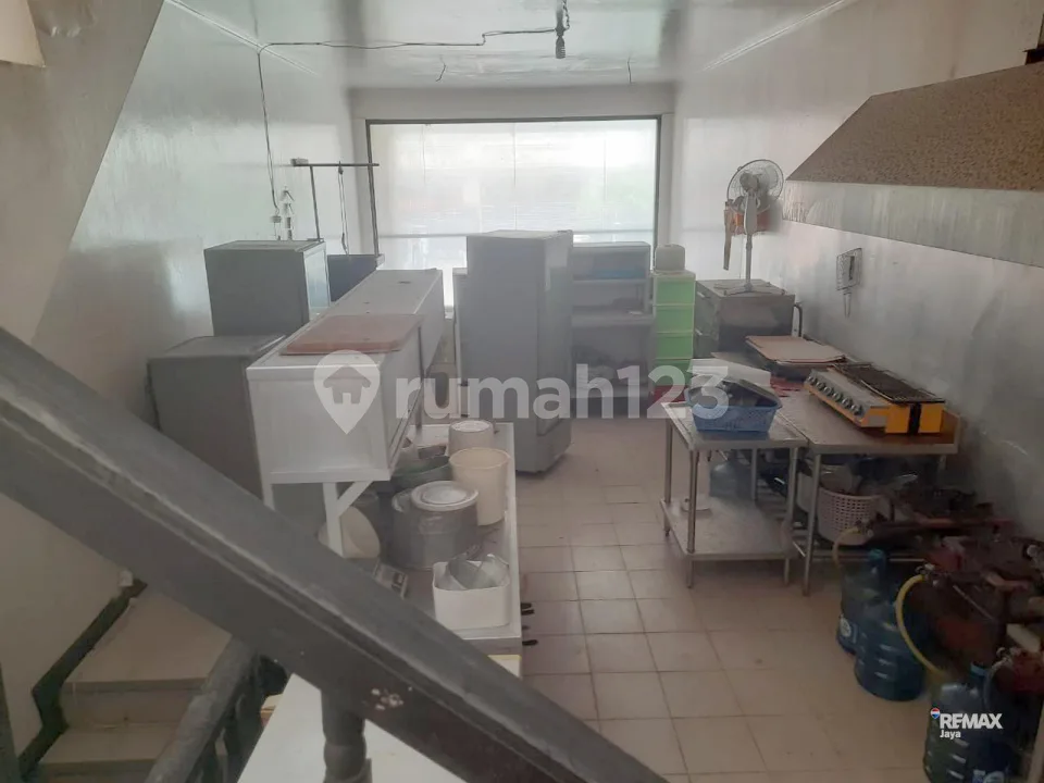Ruko Dijual di Pusat Legian, Lokasi Super Strategis. - Image 2 of 4