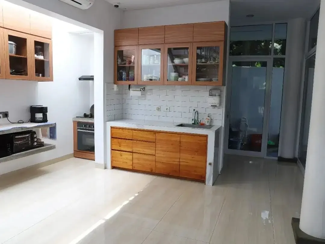 DIJUAL MURAHH RUMAH / VILLA DI BALI  PRIVATE POOL 15 menit ke canggu - Image 10 of 10
