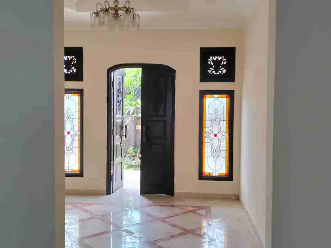 rumah mewah jalan Moh Yamin renon bali - Image 5 of 10