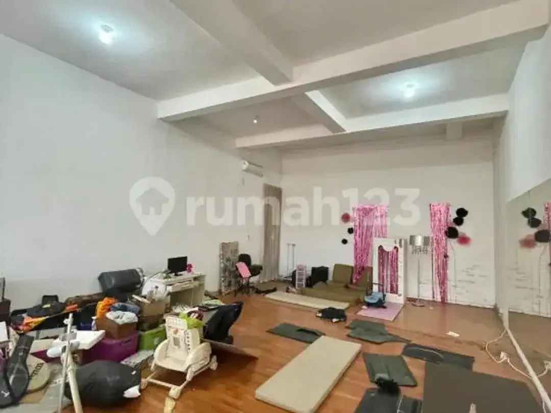 Dijual Rumah +Ruang Usaha Lokasi Strategis di Denpasar Utara - Image 8 of 10
