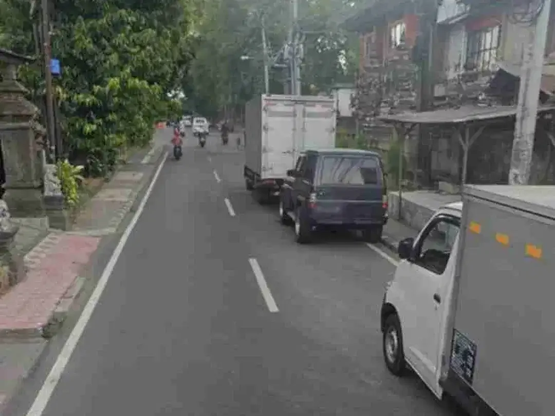 Gedung Kantor Dekat Lapangan Udayana dan Simpang Veteran Gajah Mada - Image 3 of 7