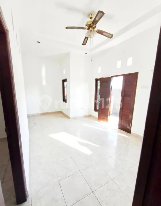 Rumah Cantik Jl. Kebo Iwa Denpasar Barat - Image 3 of 4