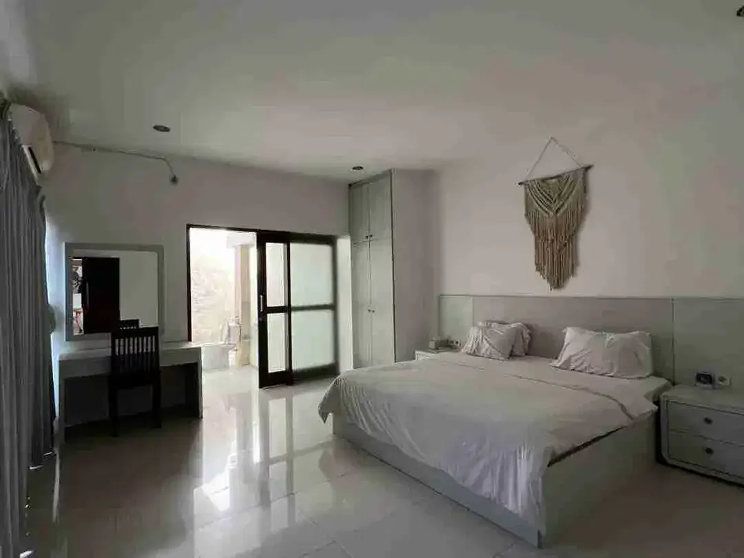 Villa Furnish 2Lt 230M2 Hanya 50Mtr Dari Raya Canggu Dkt Pantai Berawa - Image 10 of 10