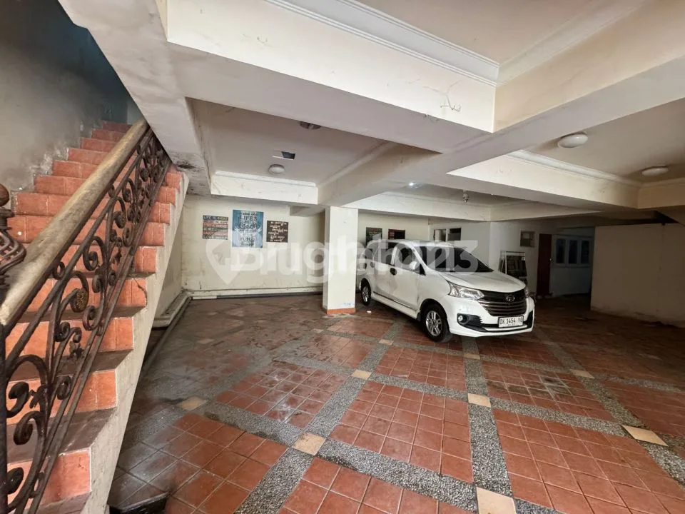 RUMAH MEWAH DAN MODERN DI KUTA - Image 3 of 4