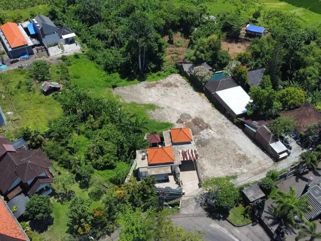 Dijual Tanah Cocok untuk Komplek Villa - Lokasi Padang Tawang, Babakan Canggu - Image 1 of 8