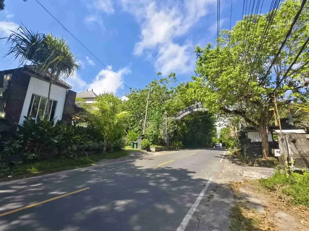 Tanah Komersial Main Road Uluwatu Dekat Pantai Nyang Nyang - Image 4 of 9