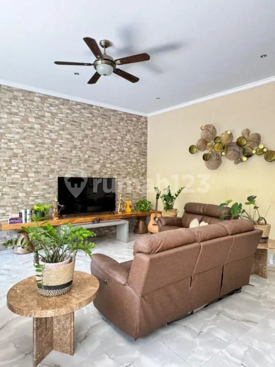 Villa Dijual Lokasi Berawa Canggu - Image 2 of 4