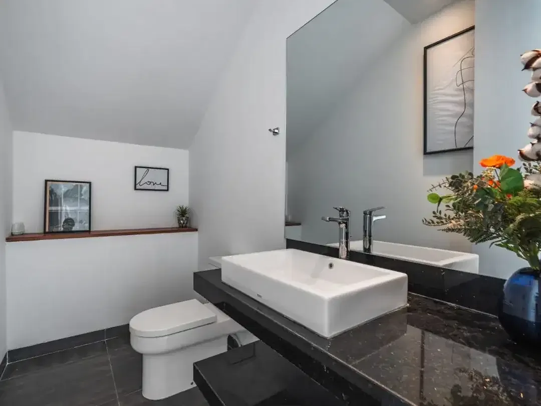 Dijual - Luxury Villa Freehold di Bukit, Bali - Image 8 of 10