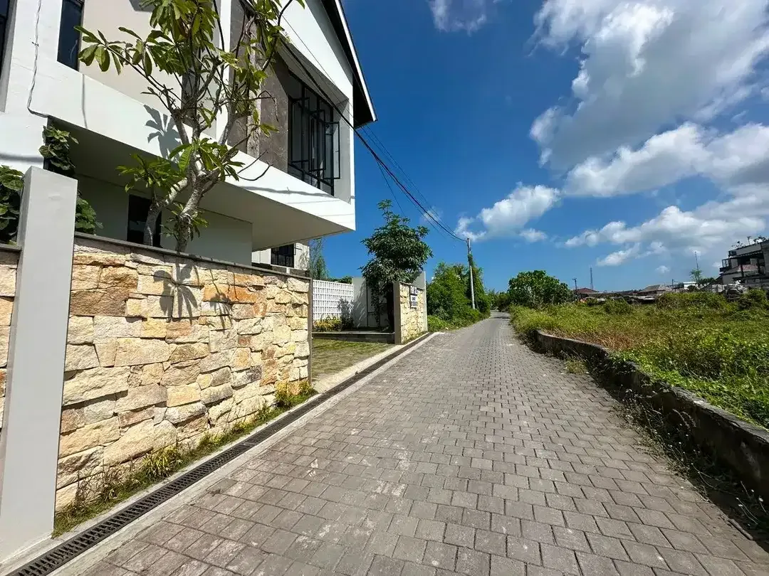 di jual villa area canggu kuta utara 200 meter ke pantai - Image 7 of 10