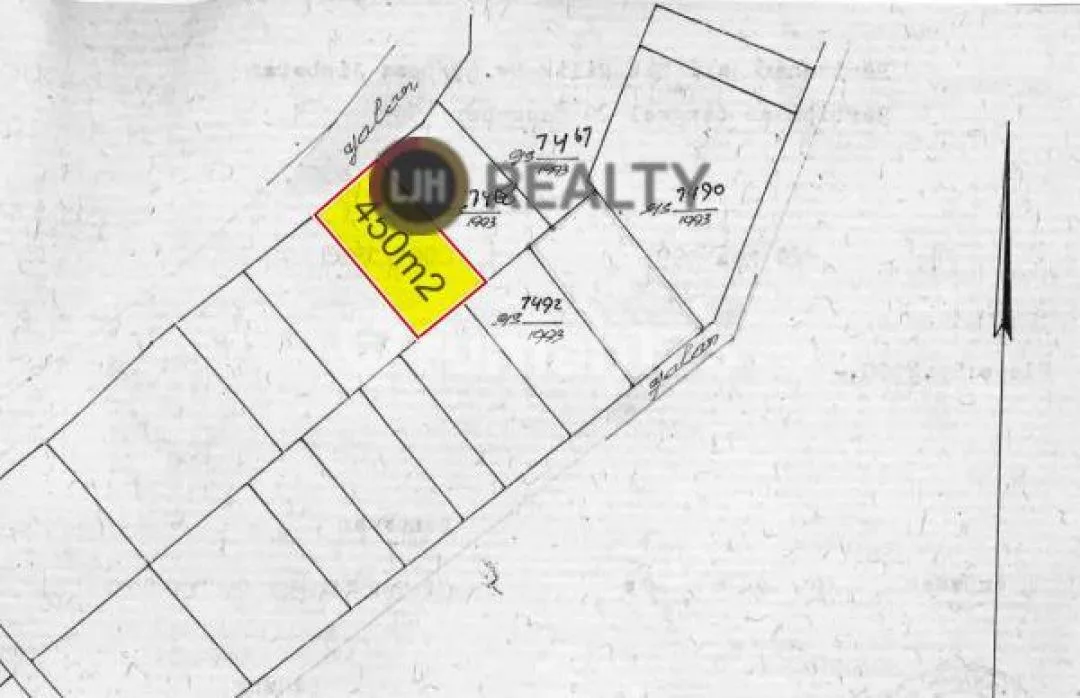 Land for sale at Karang Mas, Jimbaran, strategic location, only 20 minutes to Ngurah Rai Airport - Image 3 of 3