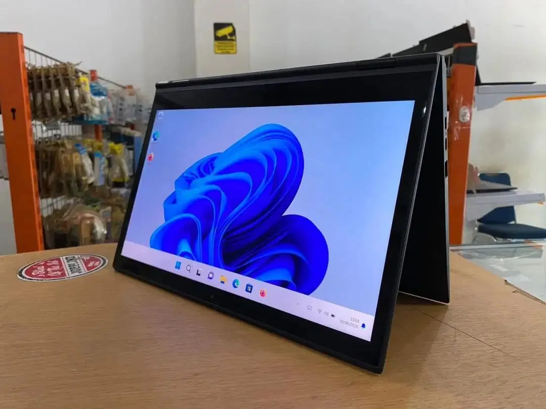 Lenovo ThinkPad X1 Yoga G3 Core i7Gen8 Ram 16GB SSD 256GB Touch Slim - Image 2 of 10
