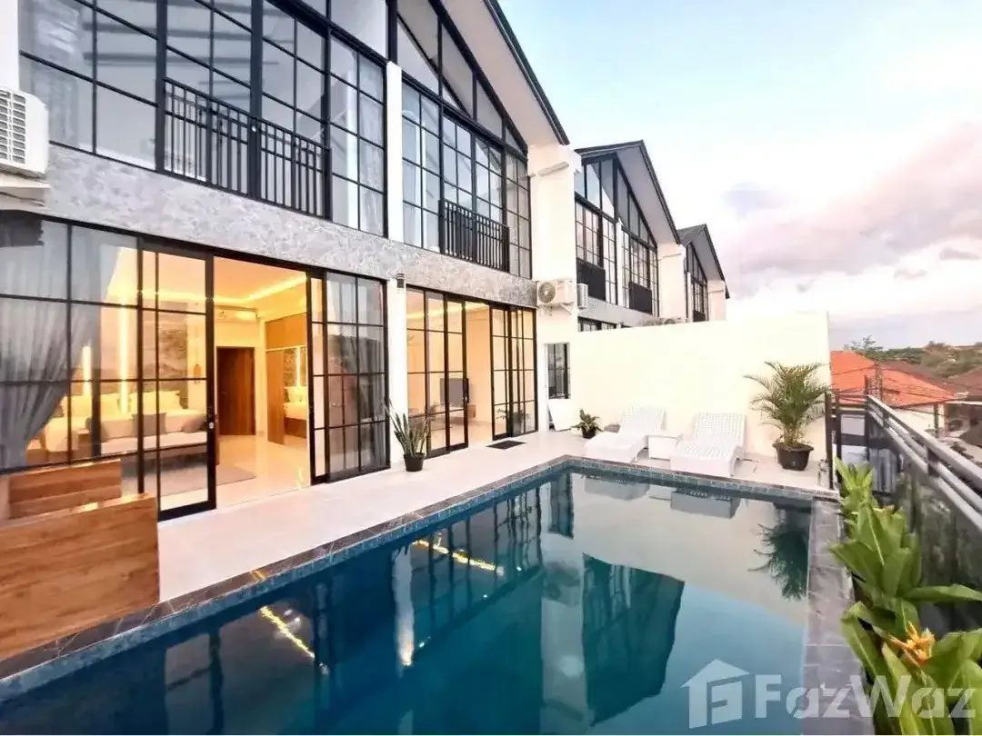 3 Bedroom Villa for sale in Seminyak, Bali - Image 1 of 10
