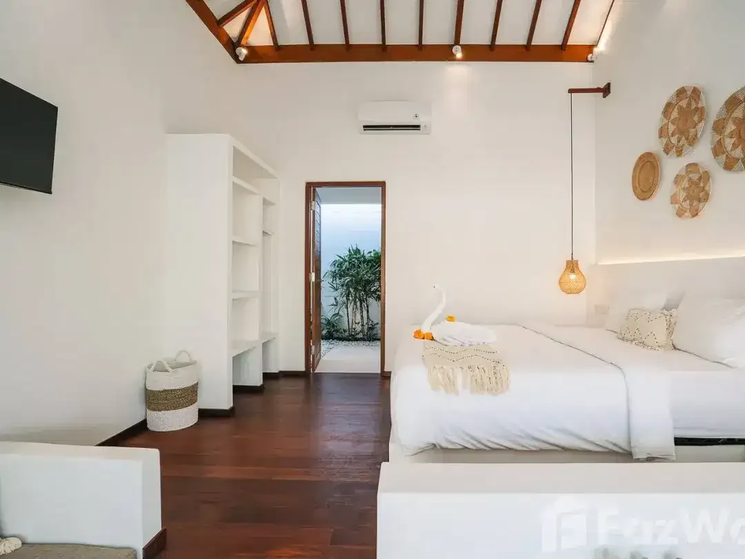2 Bedroom Villa for sale in Seseh, Bali - Image 9 of 10