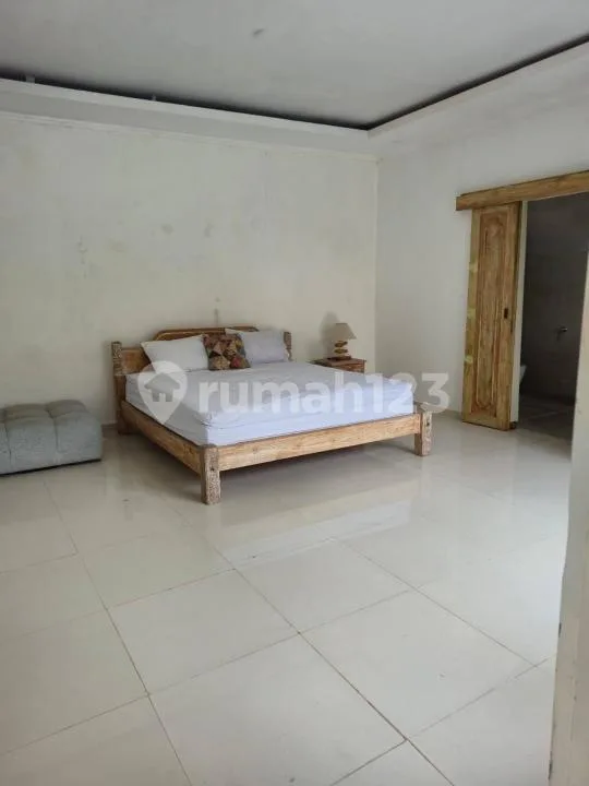 Villa Furnished With Pool Strategis di Umalas - Image 2 of 4