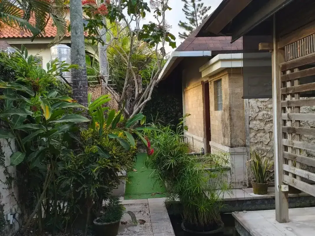 Villa Luas 4 Kamar Tidur Disewakan di Kerobokan Area - Image 9 of 10