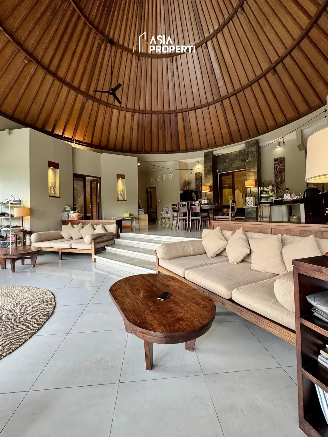 Dijual Villa Tropis Seminyak Bali – 3BR Ensuite, One Gate, Dekat W Hotel & Potato Head - Image 5 of 10
