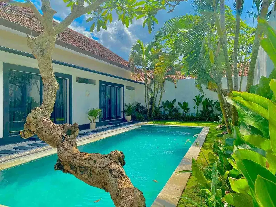 DISEWAKAN VILLA BAGUS DAN LUAS SUPER STRATEGIS DI JL. BEDUGUL CANGGU, BALI - Image 3 of 10