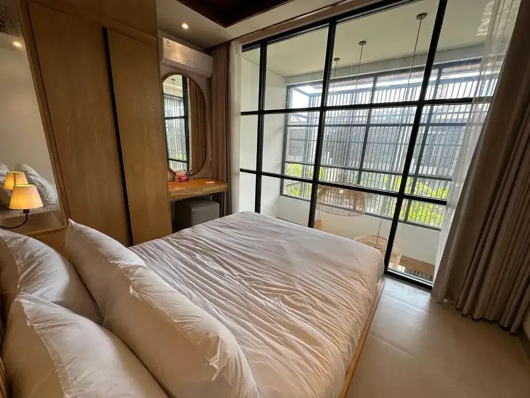 Dijual Villa Tropical Modern Seaside One Gate System LT 120m2 KT 3 jalan Kayu Tulang Canggu dekat Pepito Batubolong - Image 10 of 10