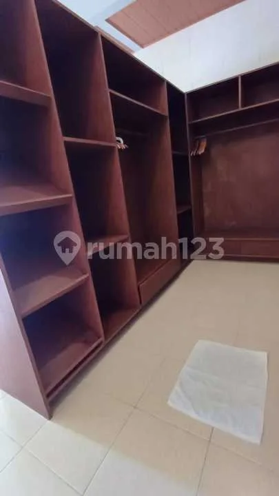 Villa For Rent Full Furnish Area Pantai Brawa, Canggu Dkt Raya Padonan - Image 3 of 4