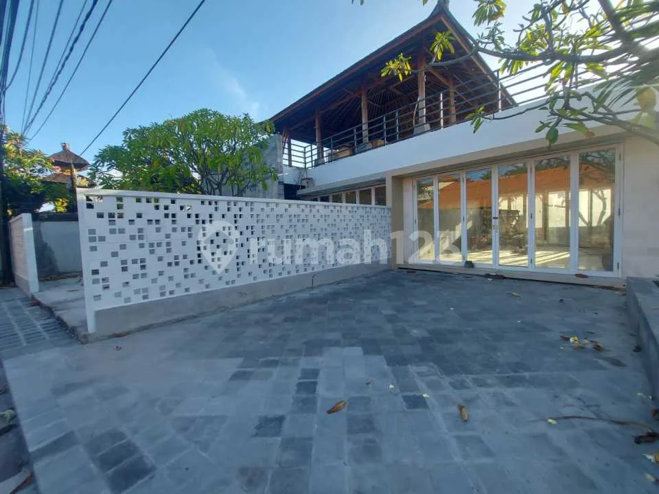 Disewakan Bangunan Ex Restaurant + Tanah Kosong di Bagian Belakang di Nusa Dua - Image 3 of 4
