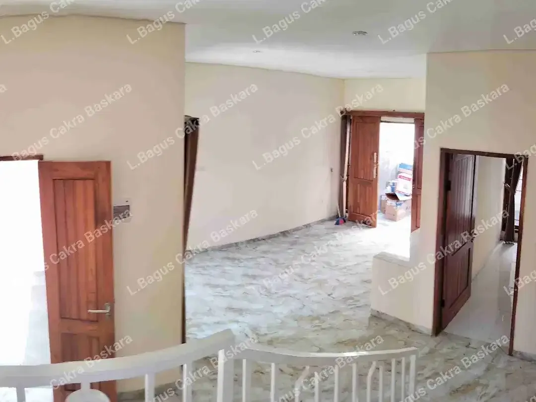 Disewakan Rumah Baru 2 Lantai Minimalis 
Tukad Batanghari Panjer Denpasar Selatan - Image 2 of 10
