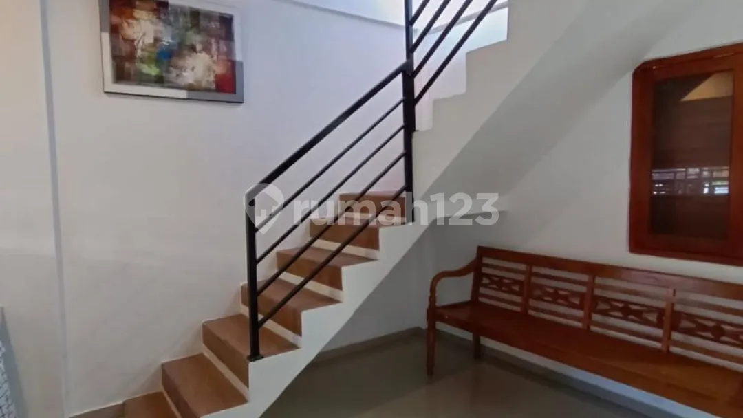 Rumah Minimalis 2 Lantai di Perum Raya Kampial Benoa Badung, Bali - Image 3 of 4